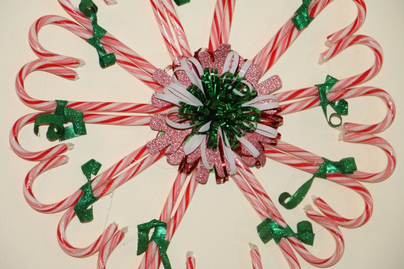 candy candy wreath with ribbon