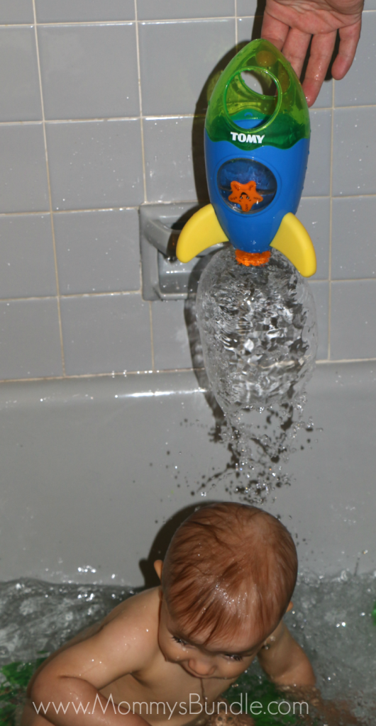 fountain rocket bath toy