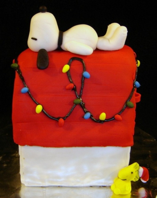 Snoopy Christmas Cake Dessert
